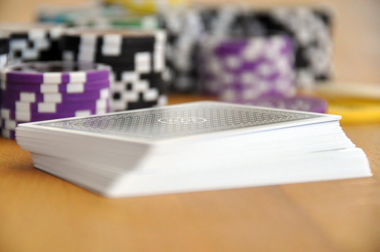 Why Smart Players Are Ditching Luck for Bankroll Strategy